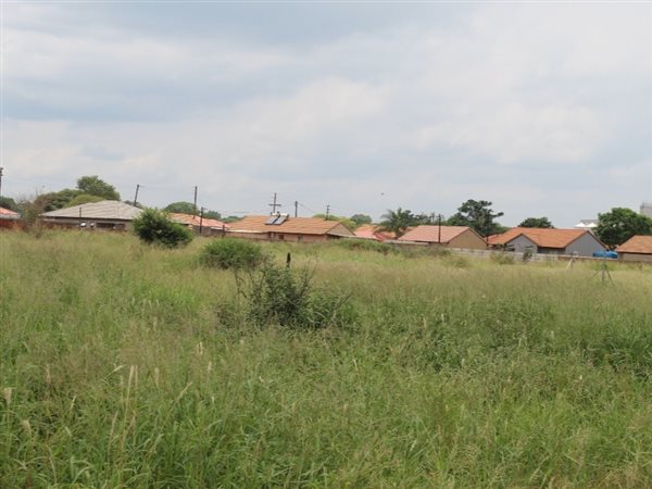 389 m² Land available in Northam
