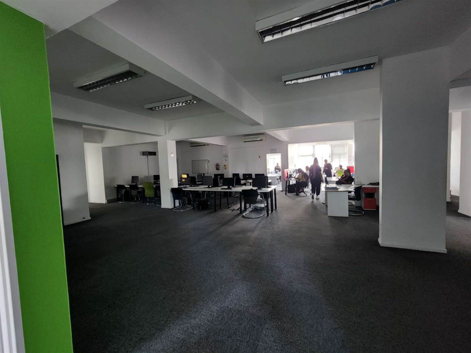 433  m² Office Space in Maitland photo number 7