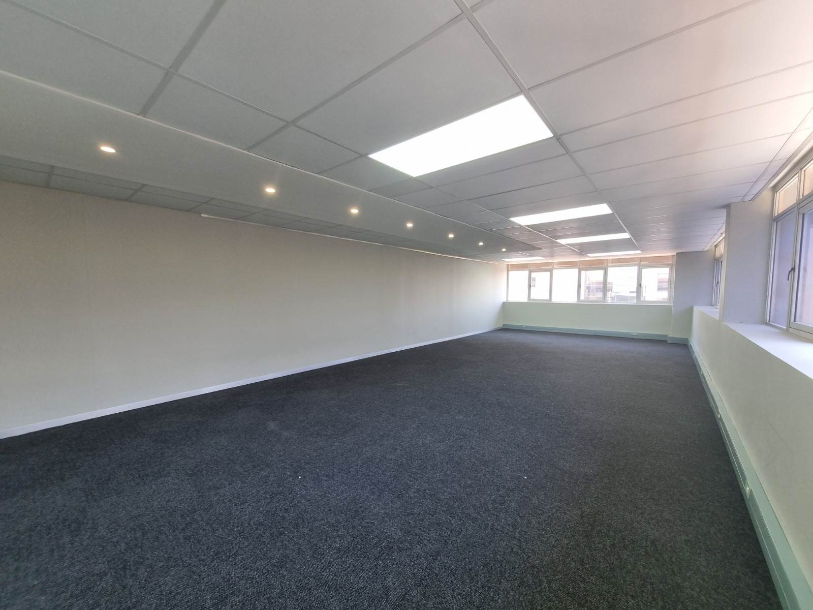 113  m² Commercial space in Hatfield photo number 7