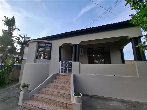 4 Bedroom House 4 Bedroom House