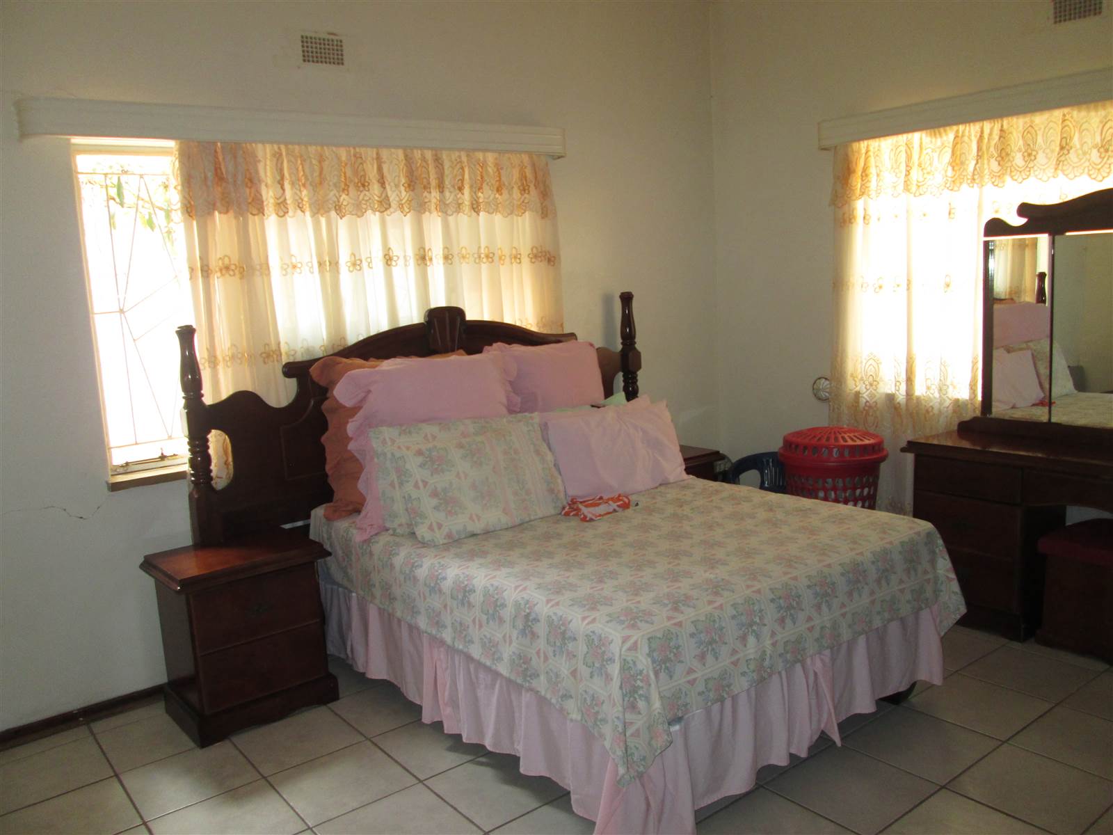 5 Bed House in Vryburg photo number 13