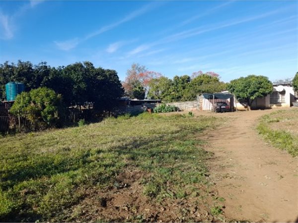 1300 m² Land available in Louis Trichardt