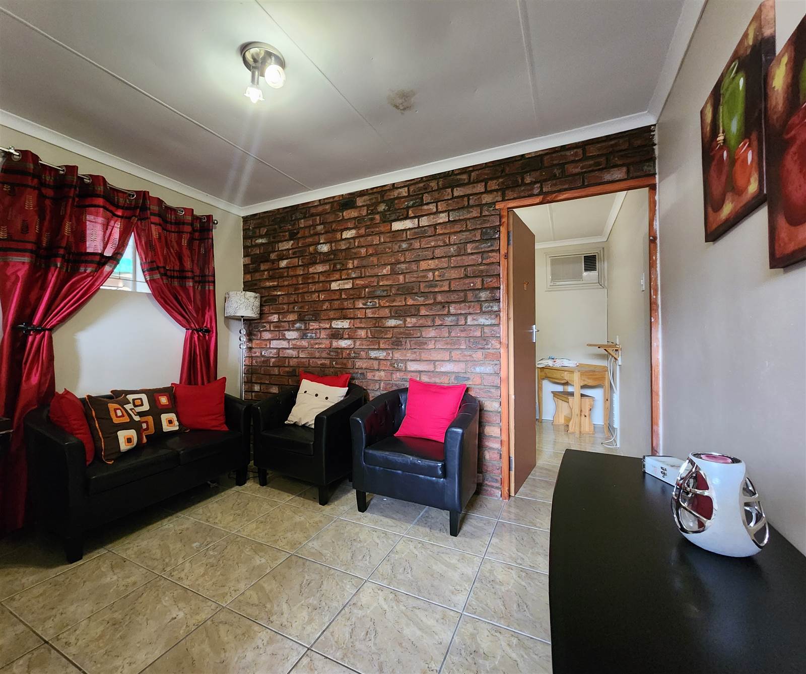 3 Bed House in Fairbridge Heights photo number 15