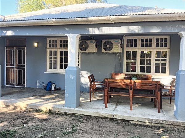 4 Bedroom House 4 Bedroom House