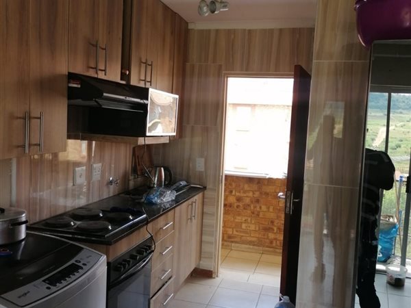 2 Bed Apartment in Lotus Gardens