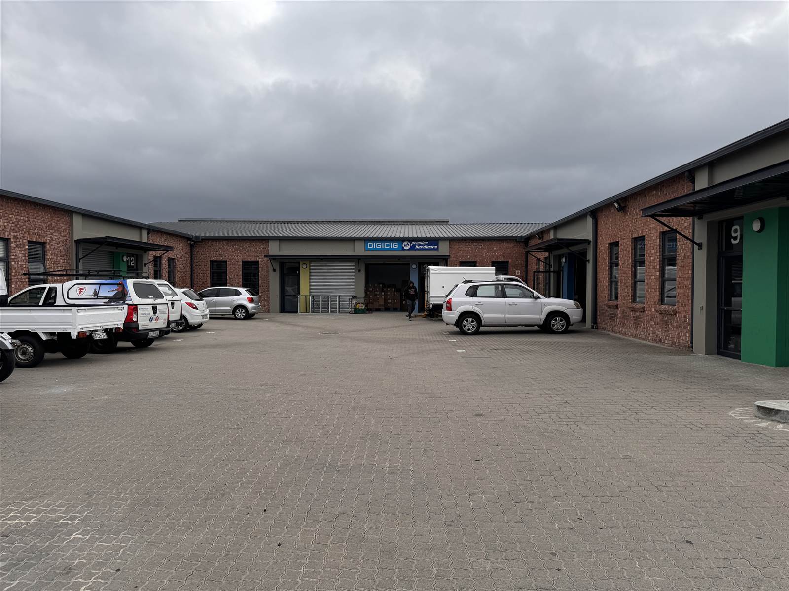 89  m² Commercial space in Ottery photo number 10