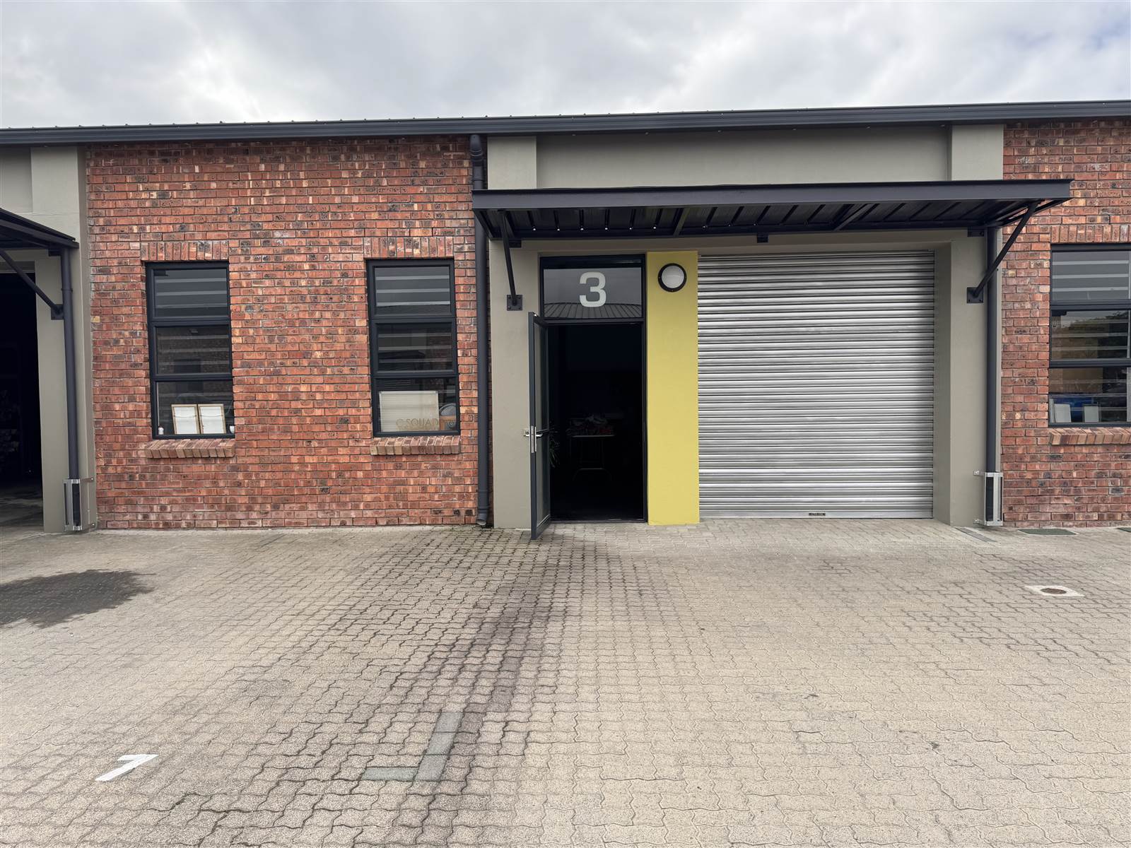 89  m² Commercial space in Ottery photo number 3