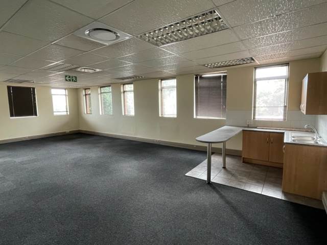 130  m² Commercial space in Lyttelton photo number 18