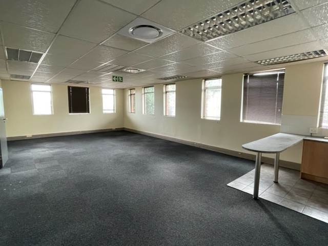 130  m² Commercial space in Lyttelton photo number 19