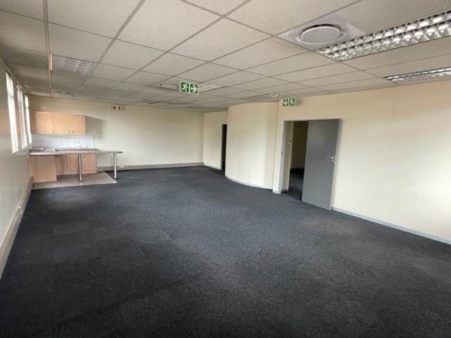 130  m² Commercial space in Lyttelton photo number 20