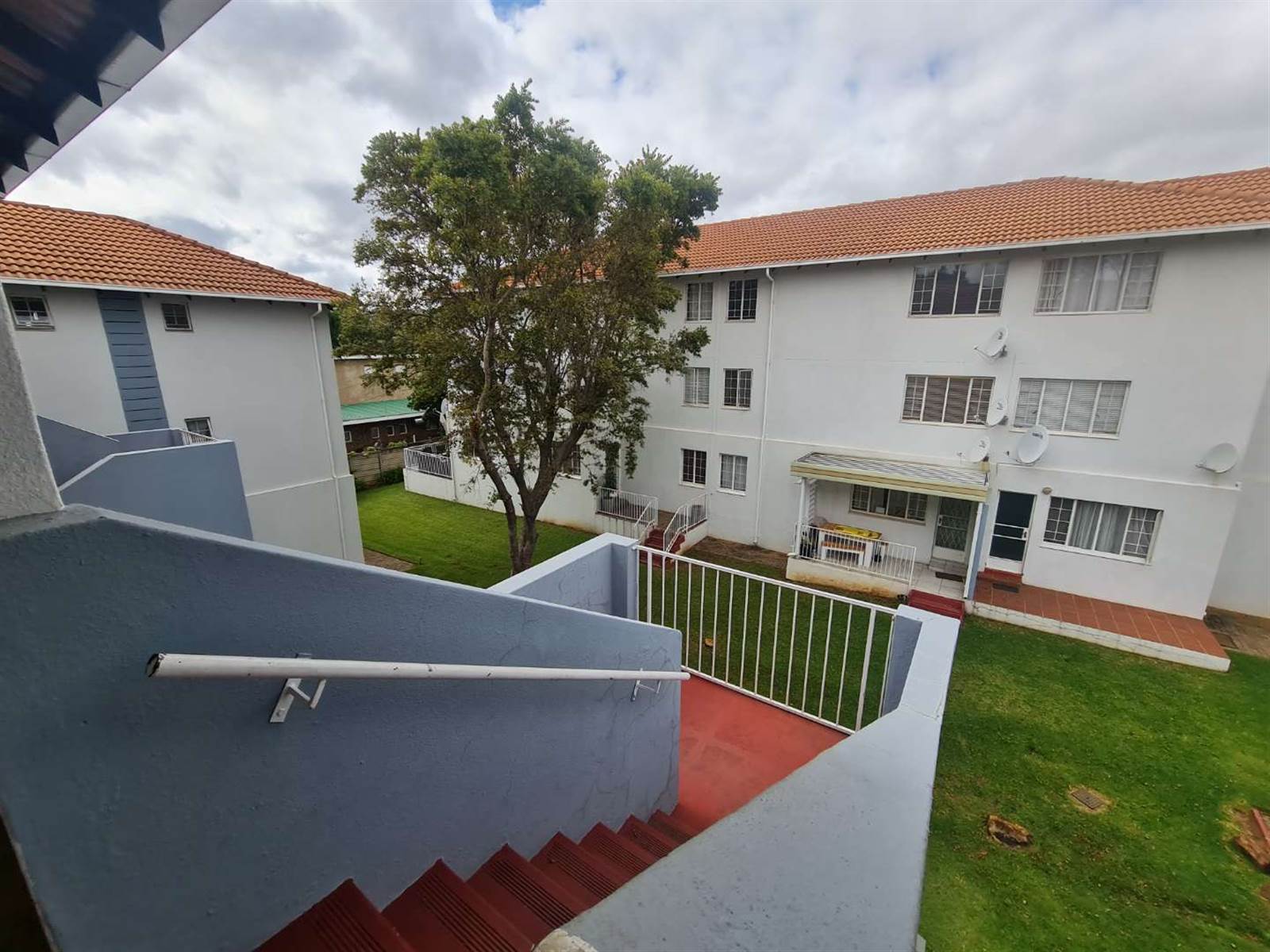 2 Bed Apartment in Groenkloof photo number 27