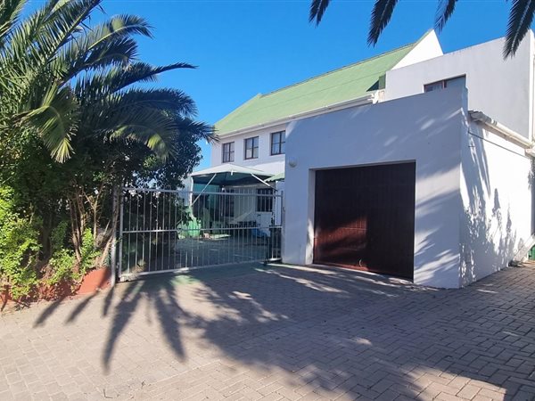 3 Bed House in Middedorp