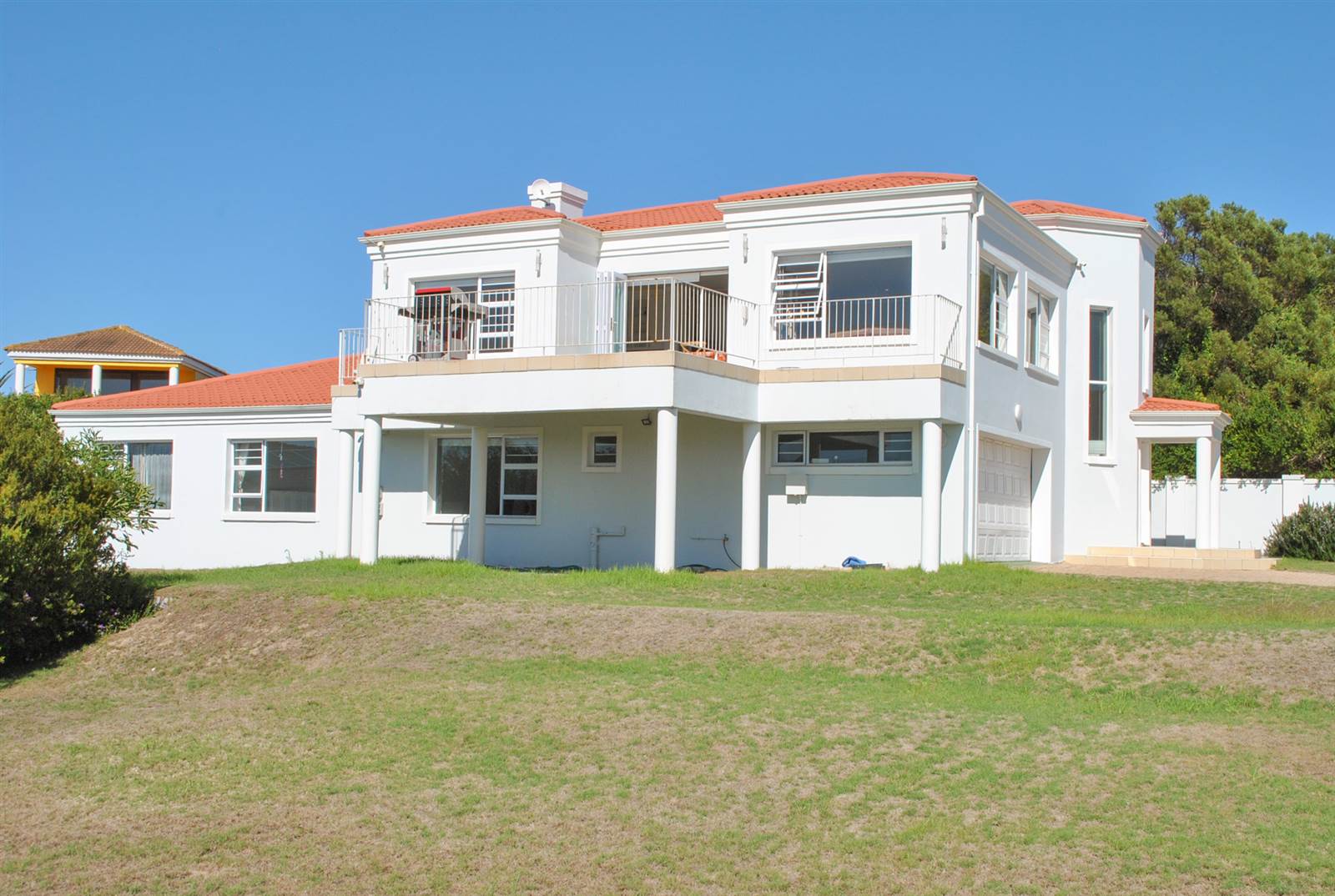 4 Bed House in Santareme photo number 18