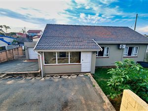 3 Bed House in Ocean View