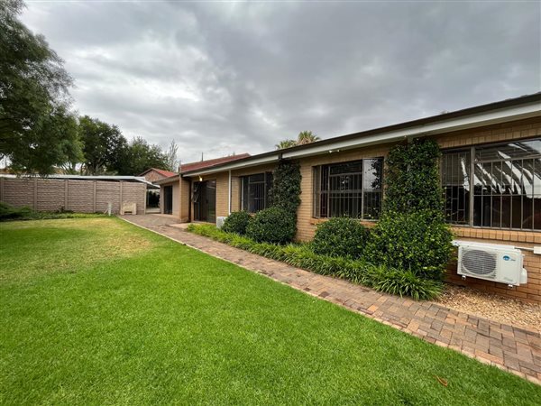 5 Bedroom Simplex