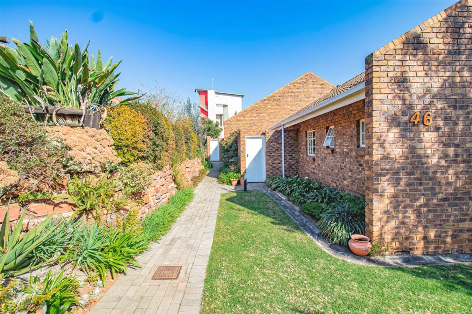 2 Bed Simplex in Groenkloof photo number 5