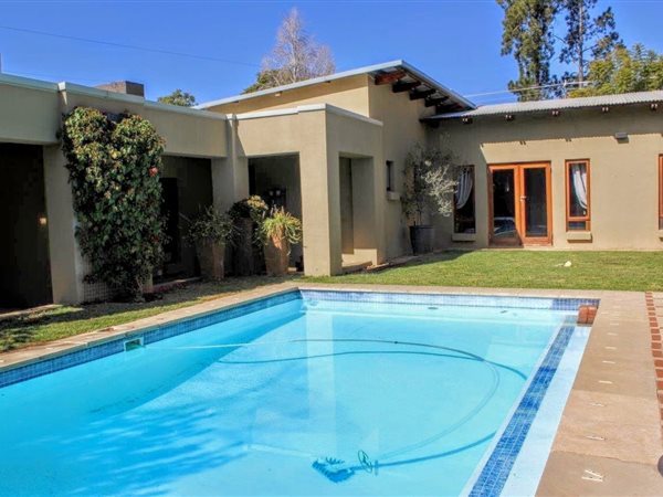 5 Bed House in Waterkloof