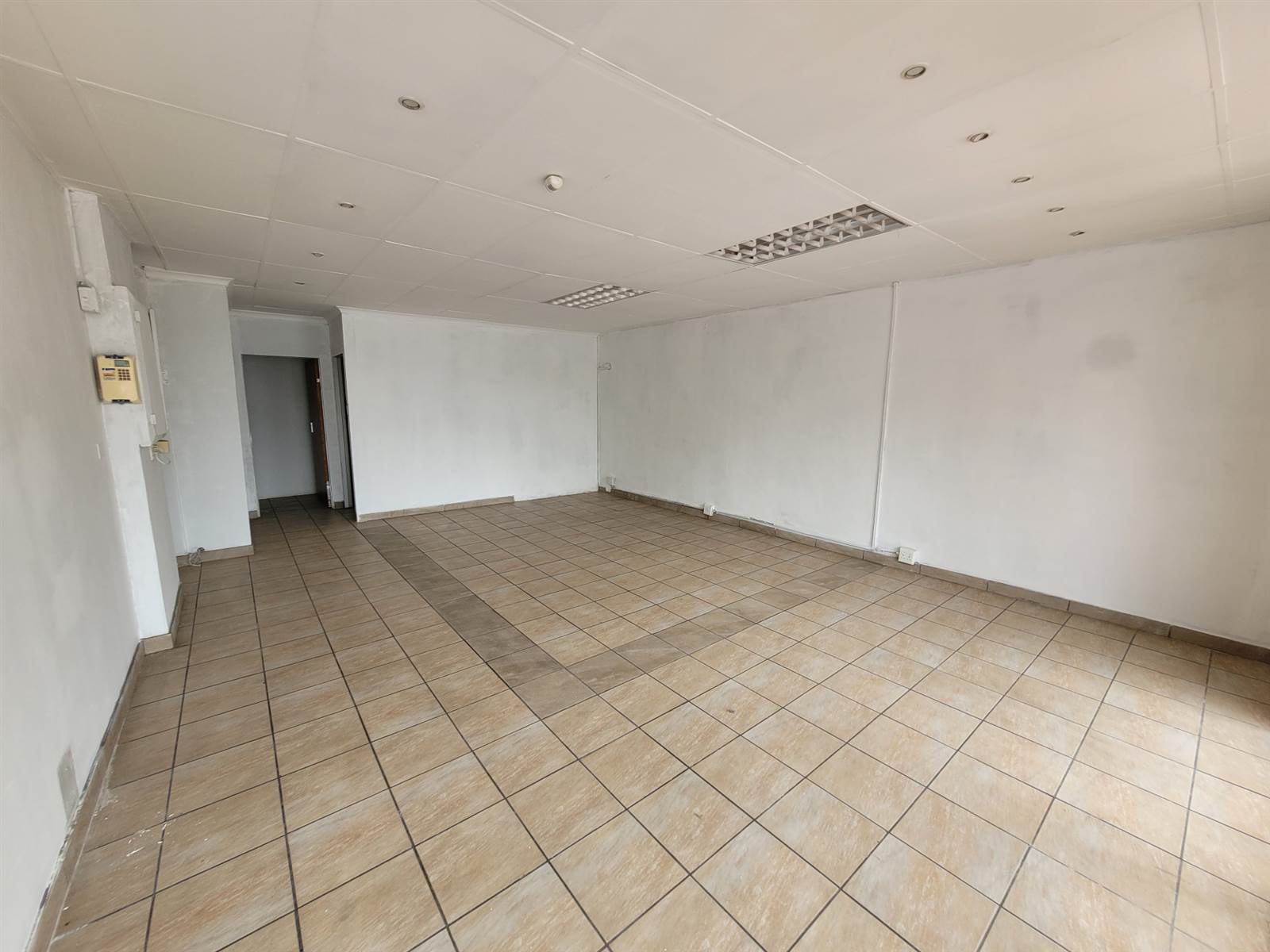 57  m² Office Space in Bethlehem Central photo number 4