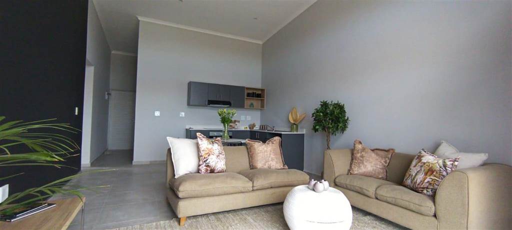 3 Bed Apartment in Parklands East photo number 3