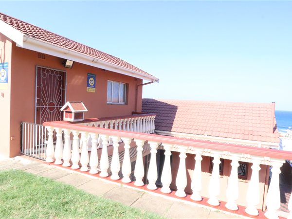 3 Bedroom House 3 Bedroom House