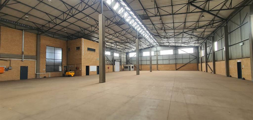 1612  m² Industrial space in Jet Park photo number 6