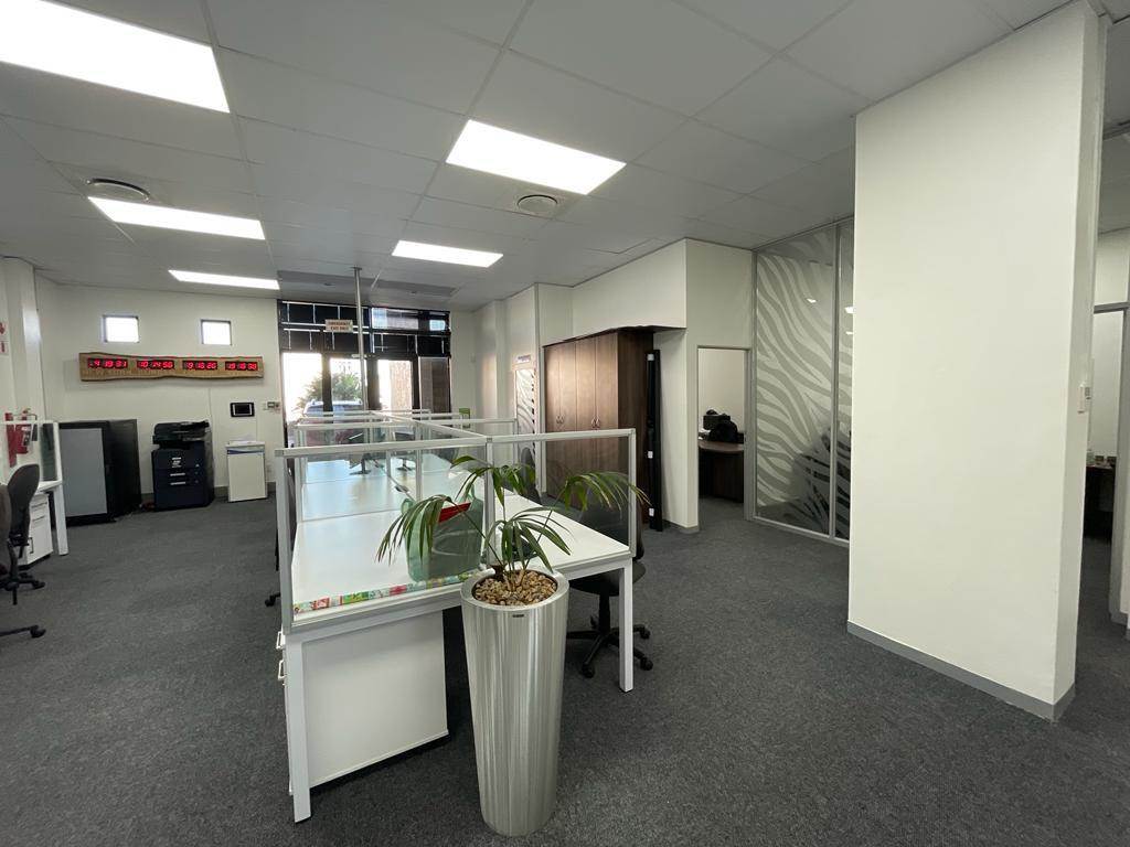221  m² Commercial space in Umhlanga Ridge photo number 4