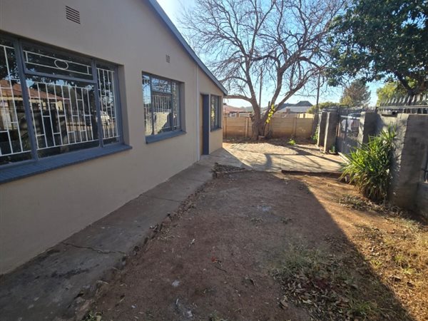 3 Bedroom House 3 Bedroom House