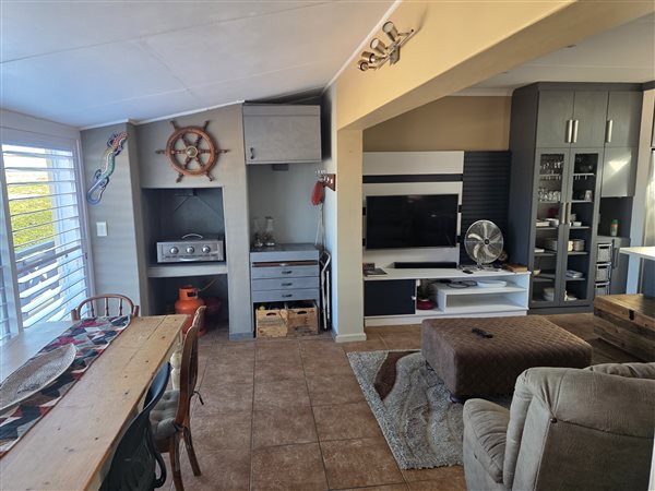 2 Bedroom House 2 Bedroom House