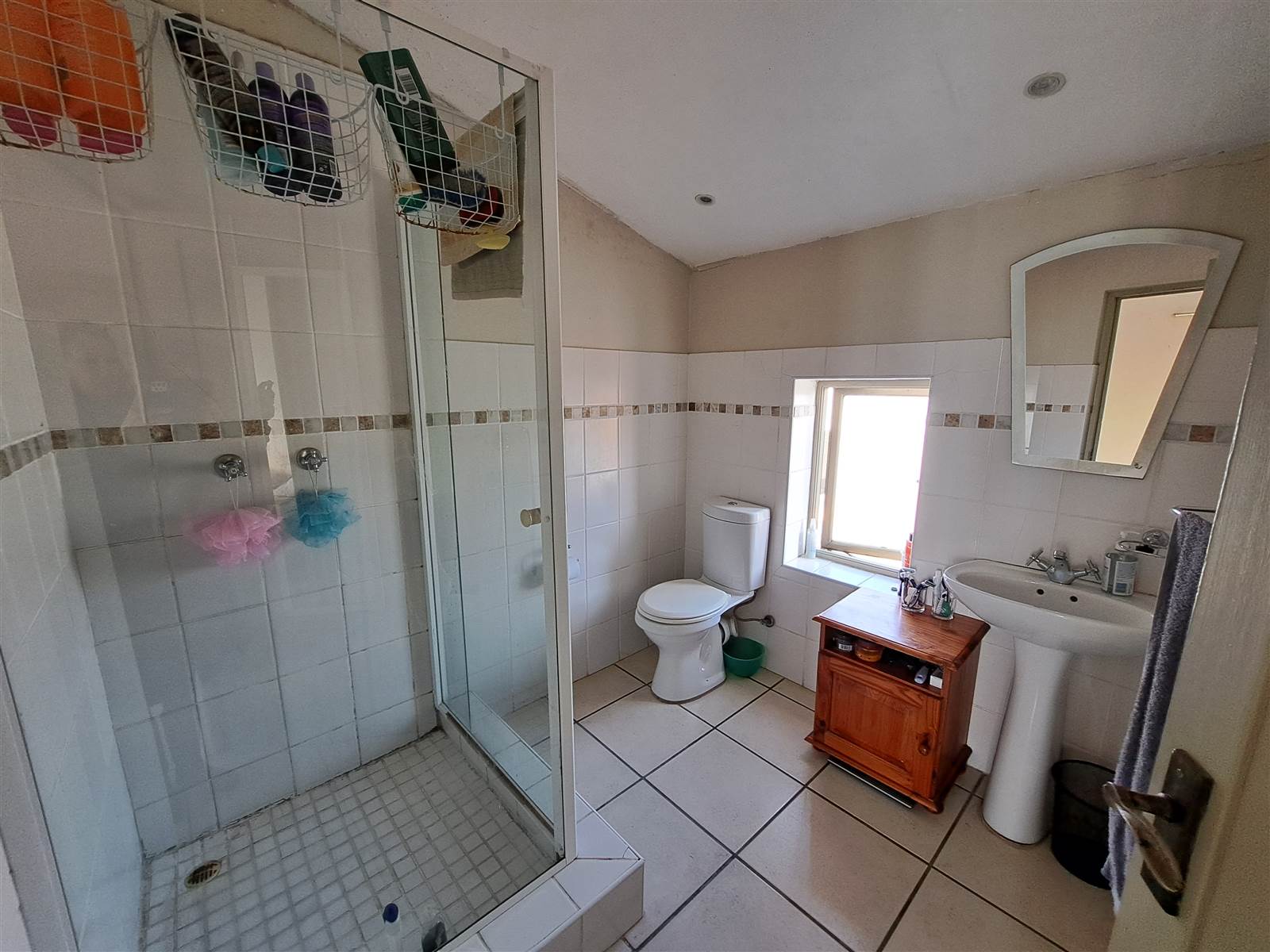 2 Bed Townhouse in Bredasdorp photo number 5