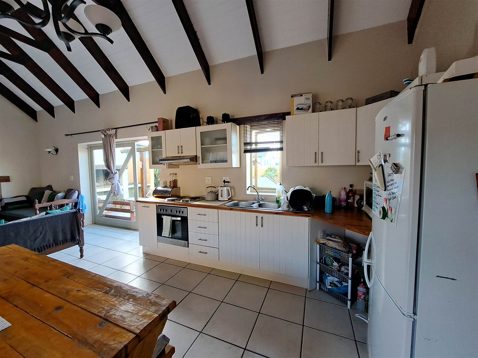 2 Bed Townhouse in Bredasdorp photo number 3
