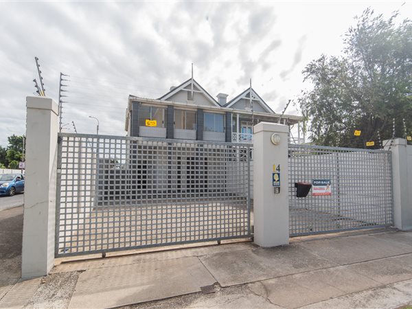 3 Bedroom House 3 Bedroom House