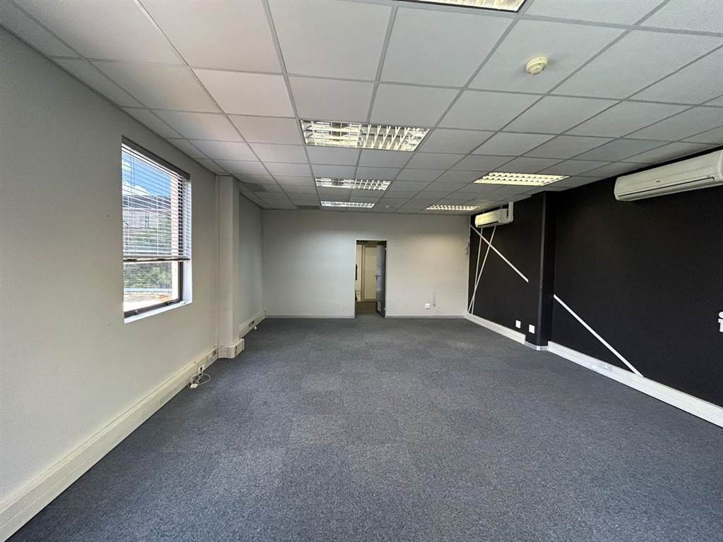 78.25  m² Commercial space in Constantia Kloof photo number 10