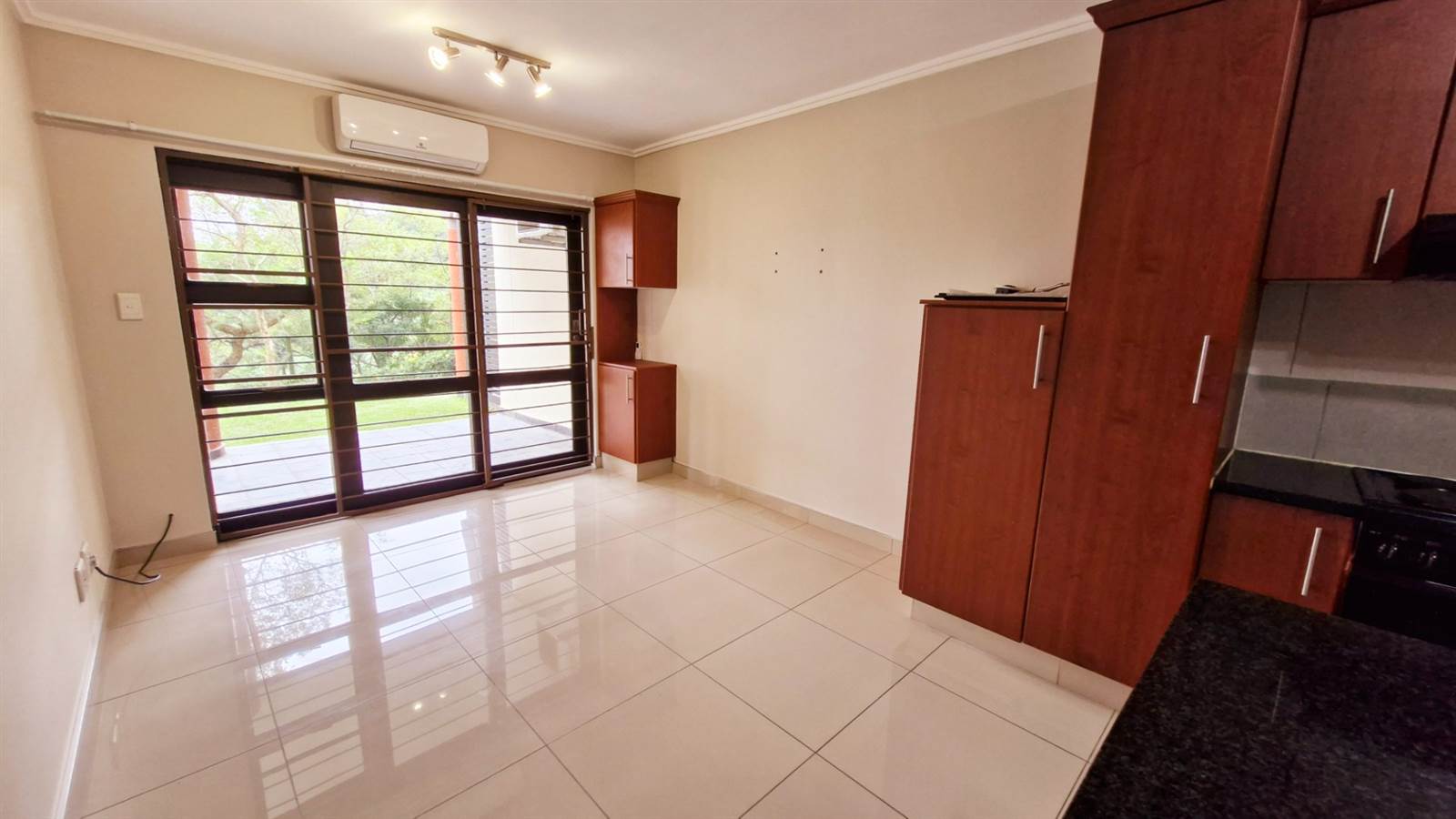 2 Bed Apartment in Westville photo number 8