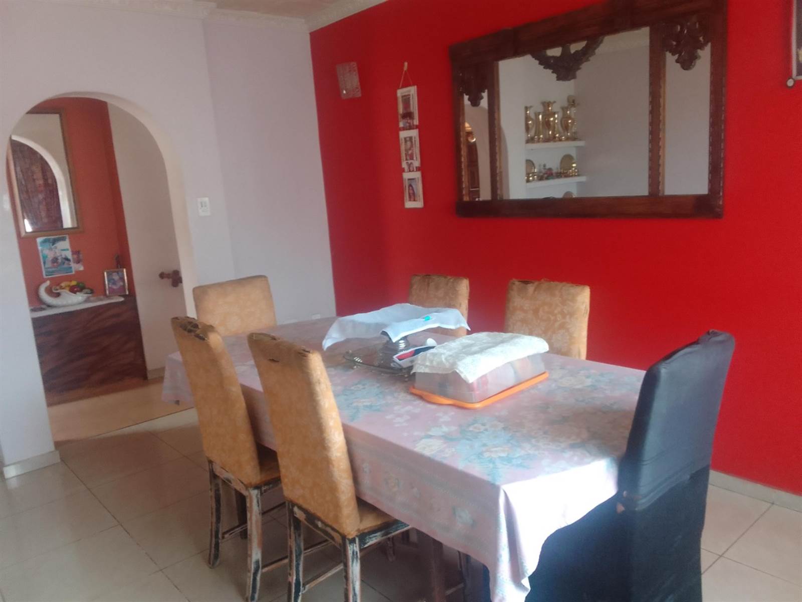 4 Bed House in Isipingo Hills photo number 8