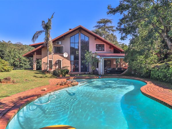 4 Bedroom House 4 Bedroom House