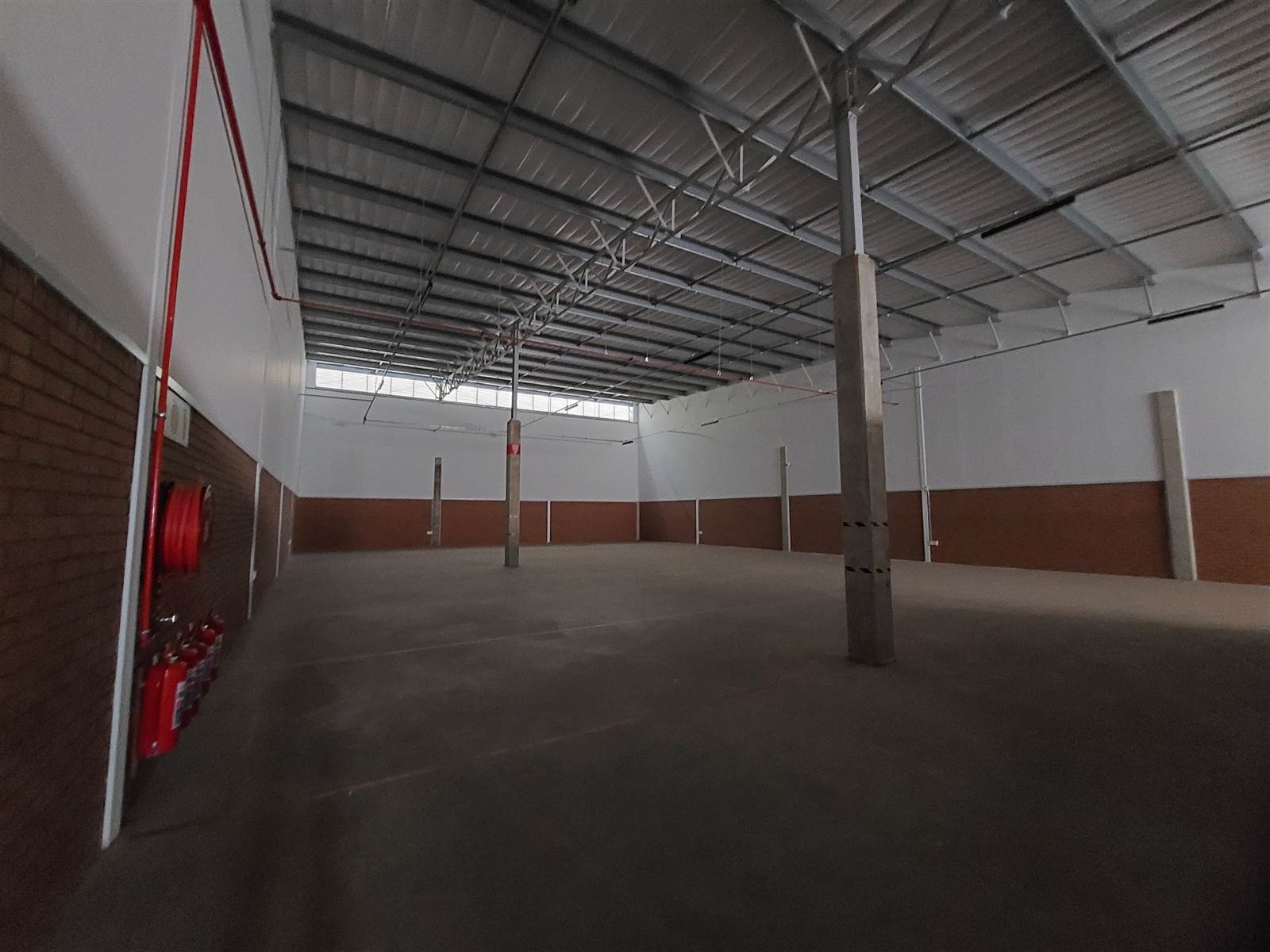 696  m² Industrial space in Clayville photo number 5