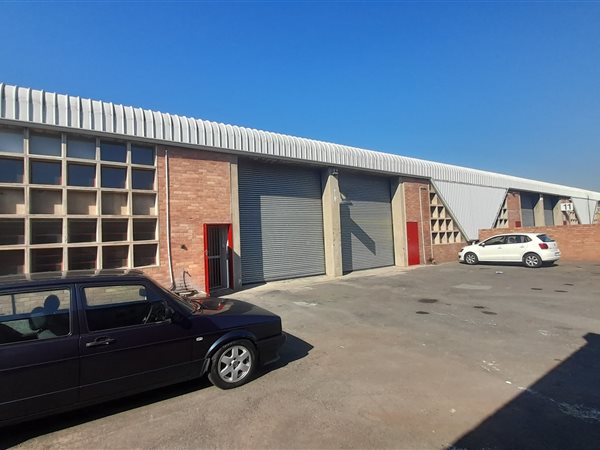 845 m² Industrial space 845 m² Industrial space