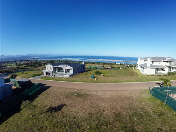 993 m² Land 993 m² Land
