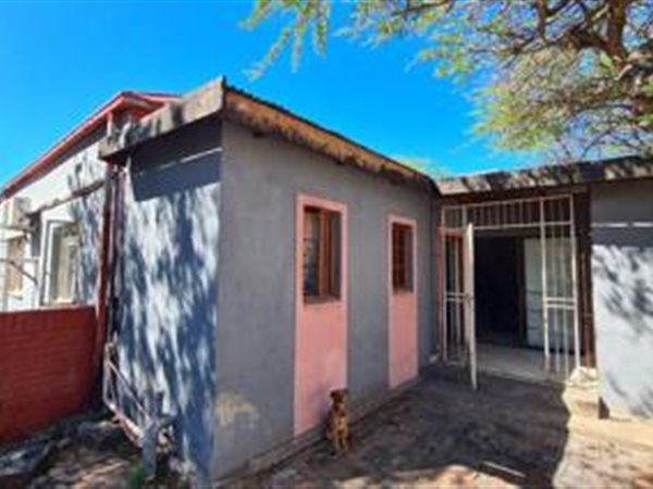 3 Bed House in Kimberley North