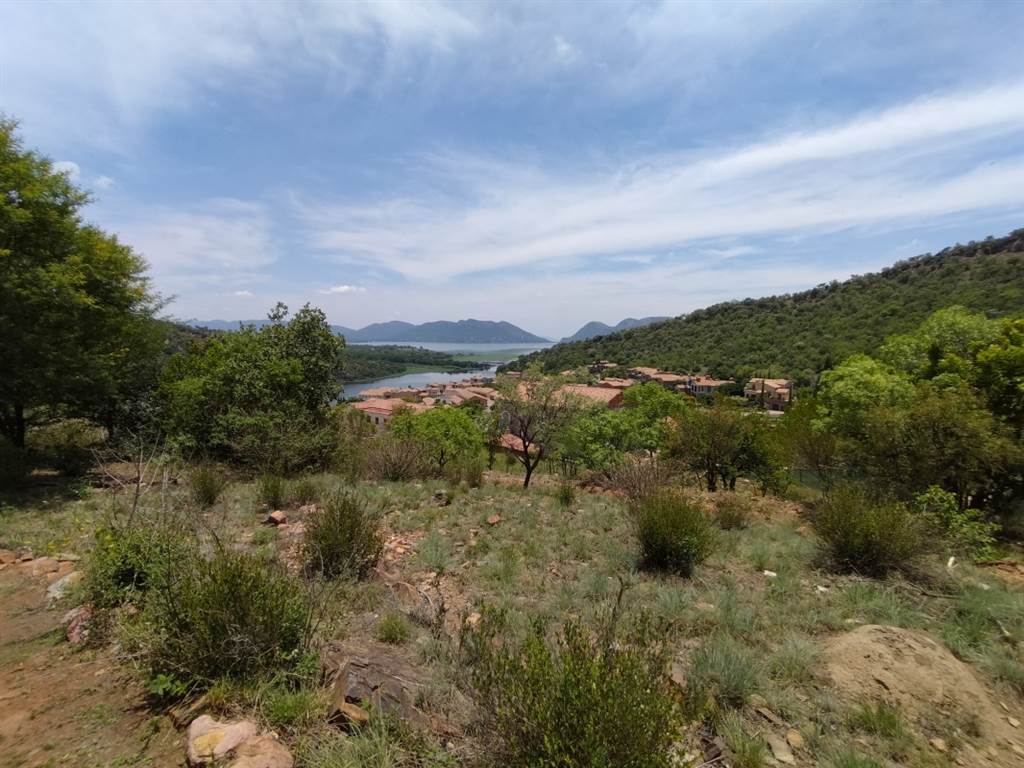 326 m² Land available in Estate D Afrique photo number 7