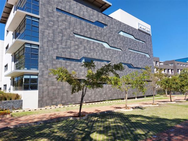 360  m² Commercial space in Parktown