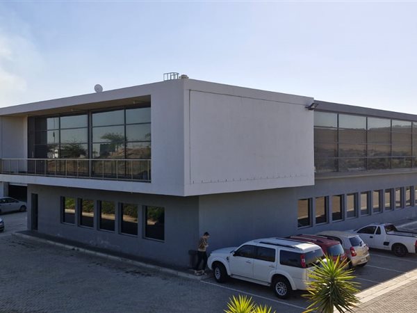 4 052  m² Industrial space