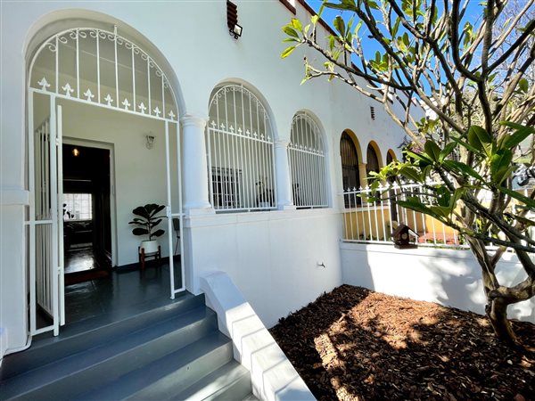 2 Bedroom House 2 Bedroom House