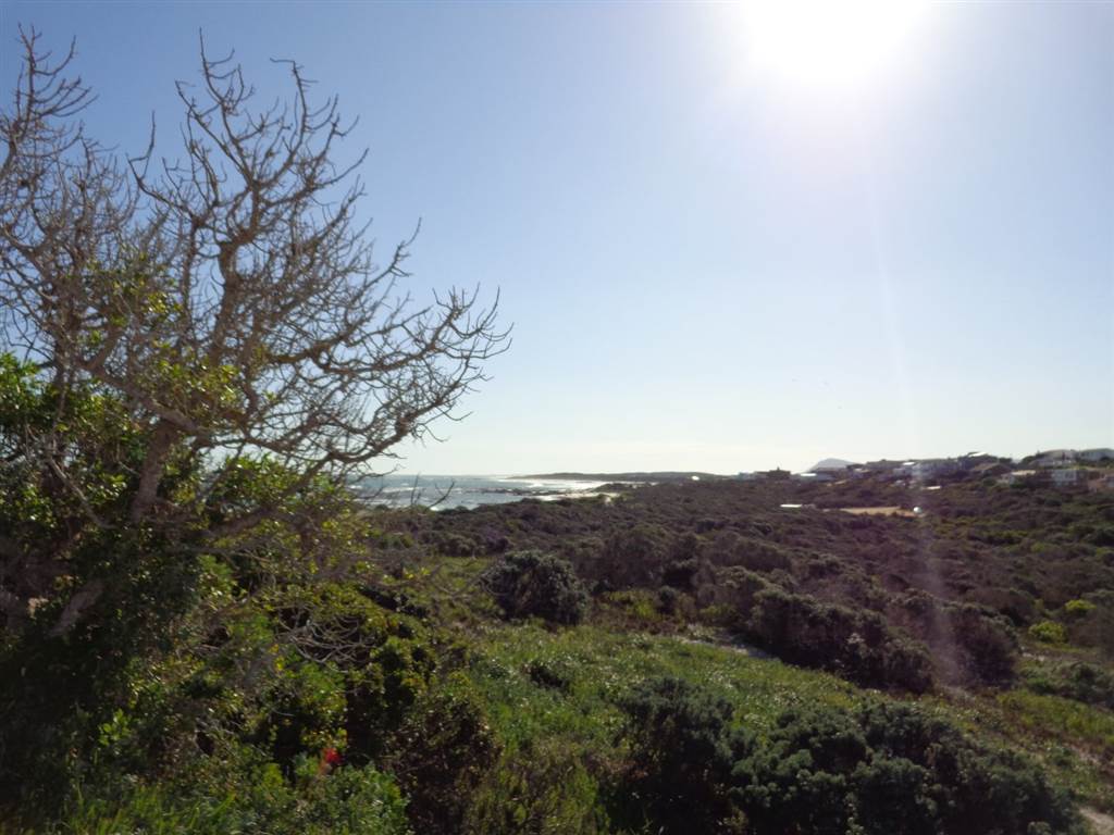 738 m² Land available in Pearly Beach photo number 9