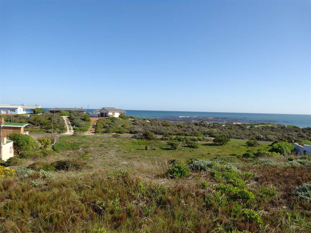 738 m² Land available in Pearly Beach photo number 3