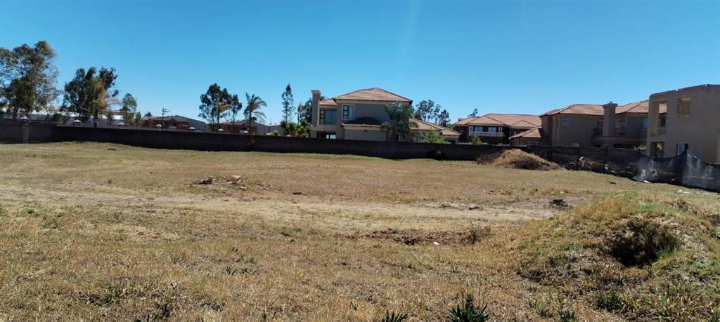 1107 m² Land available in Helderwyk photo number 9