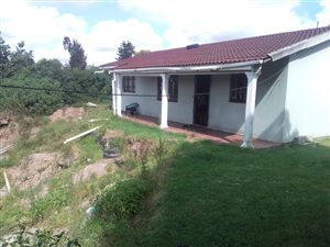 4 Bed House in Kwandengezi