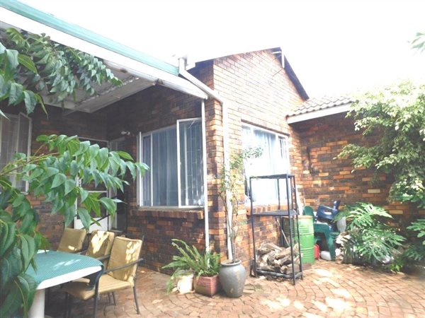3 Bed House in Theresa Park