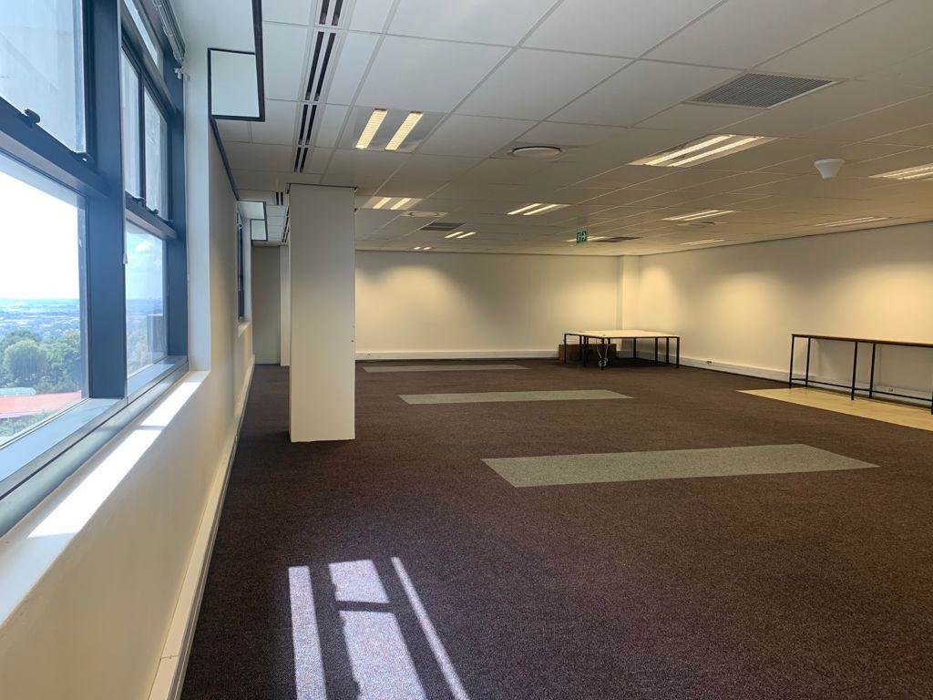 198  m² Commercial space in Illovo photo number 18