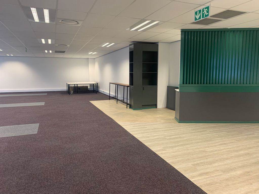 198  m² Commercial space in Illovo photo number 20